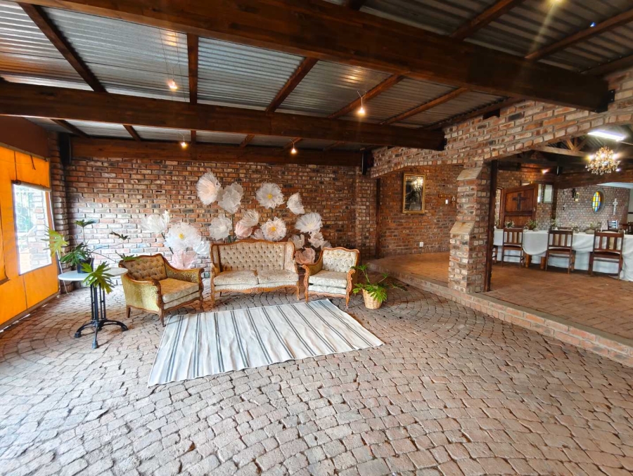 6 Bedroom Property for Sale in Quaggafontein Free State